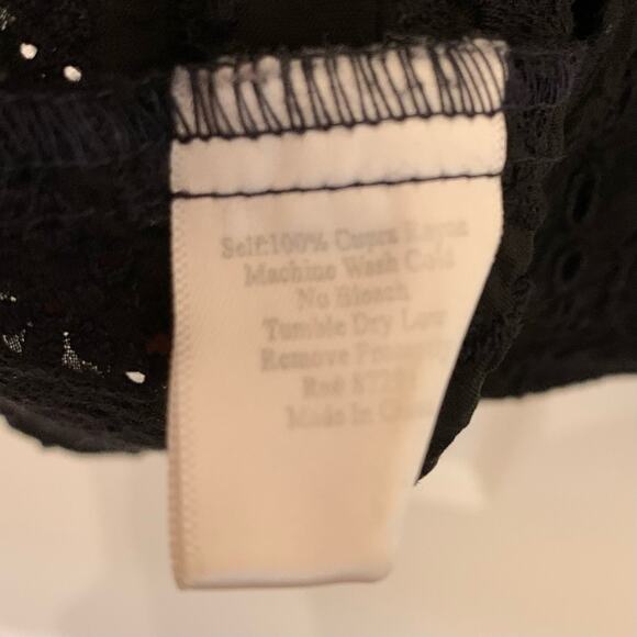 EUC Johnny Was Eyelet Mini Dress with Pockets Black Size Small - Picture 10 of 10